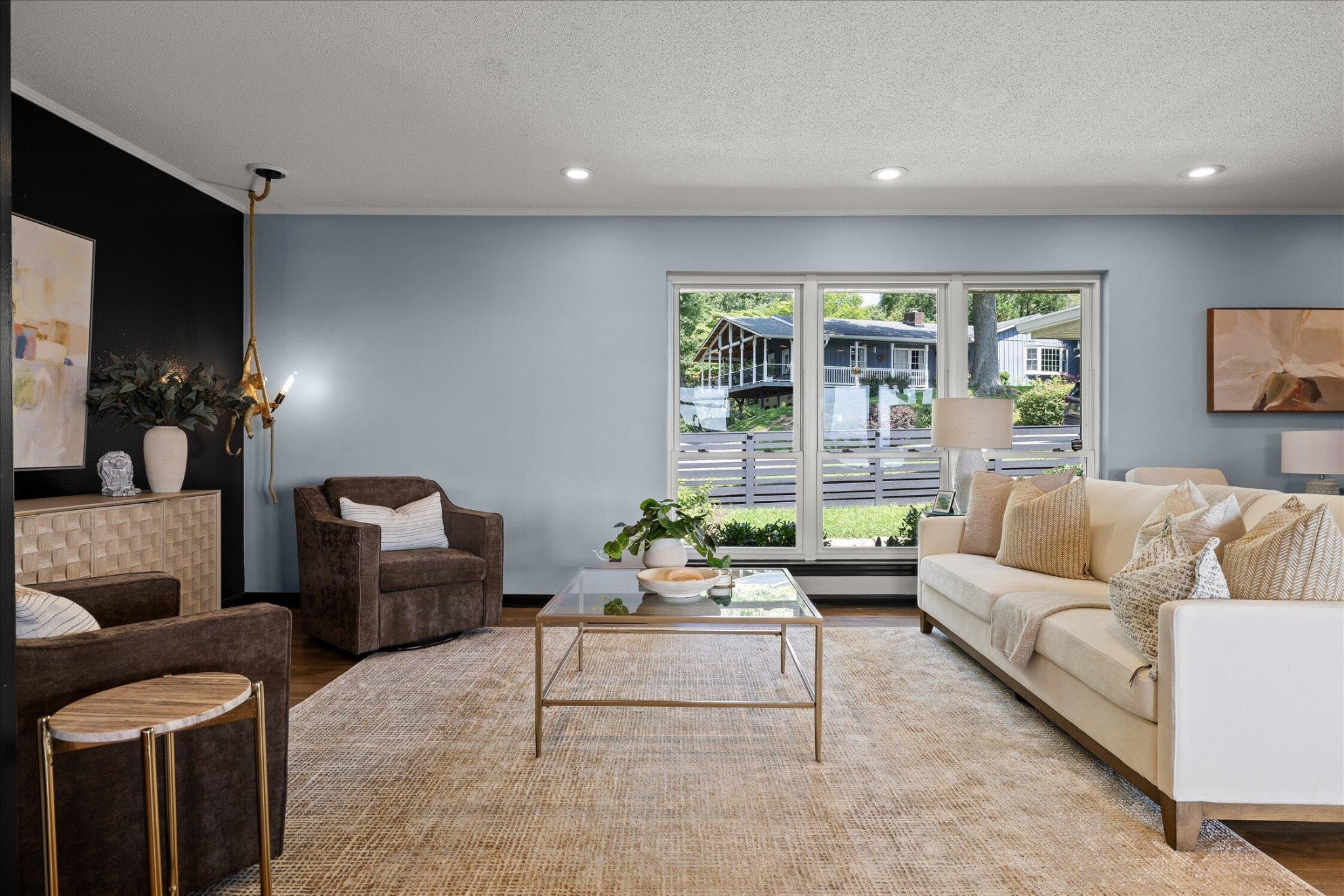 302 Walsh Road 0