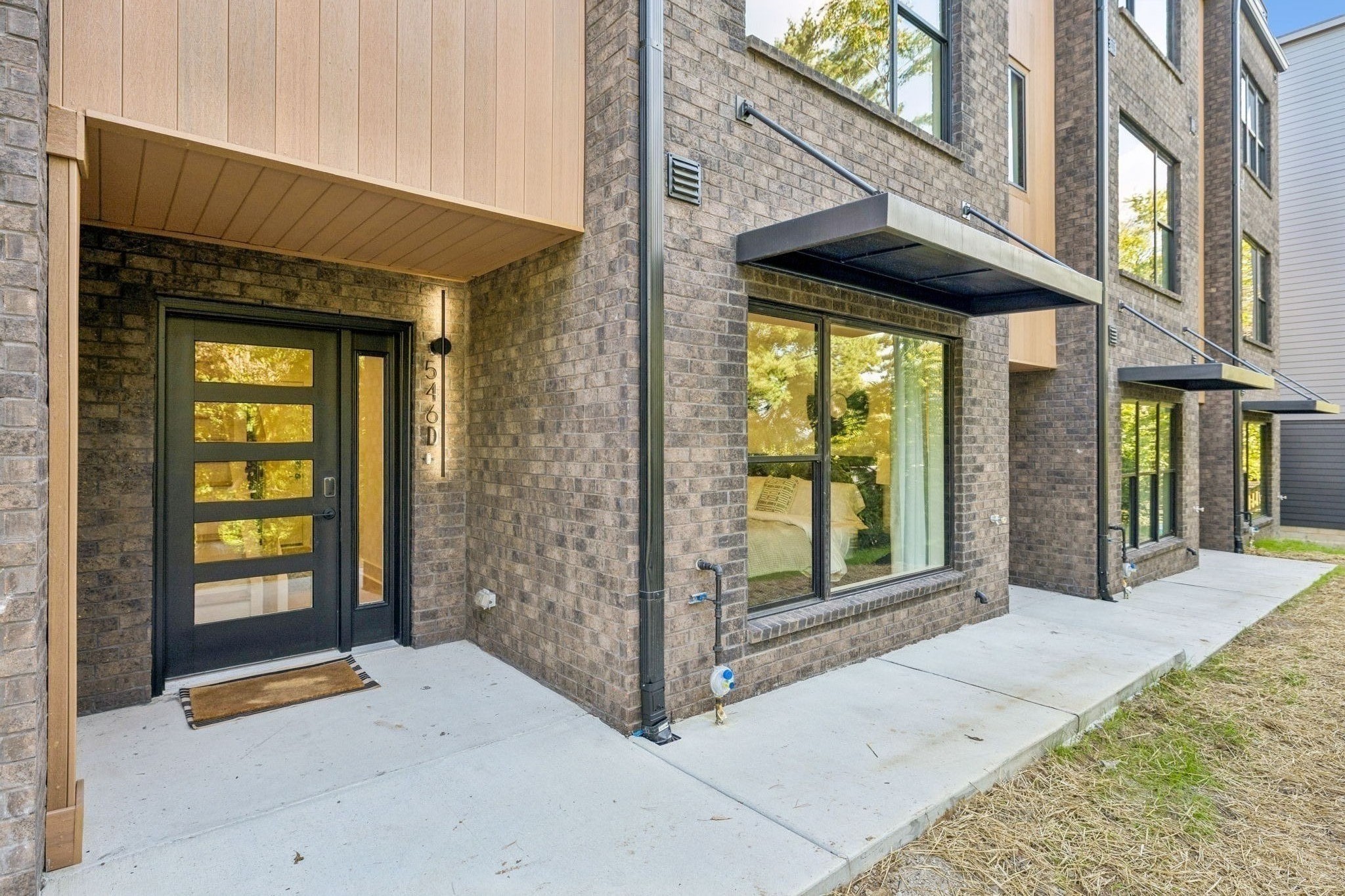 546F Rosedale Ave 20