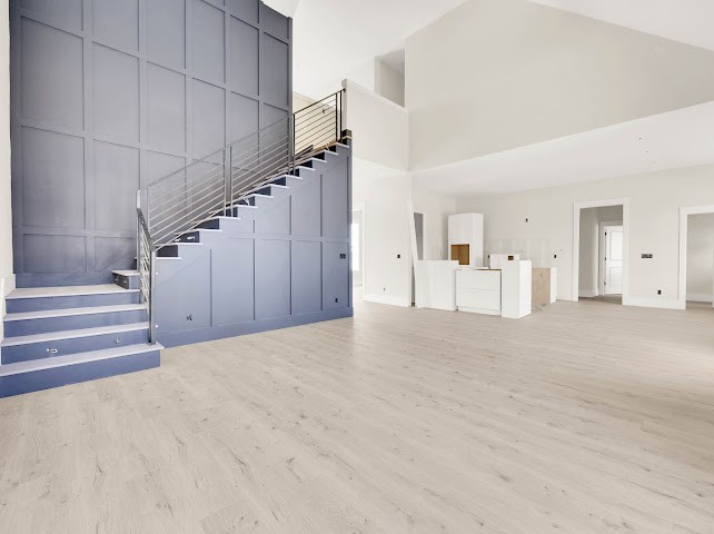 2461 Ellsworth Drive