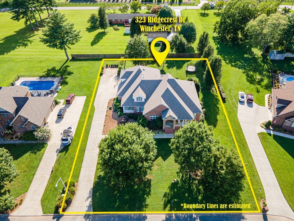 323 Ridgecrest Dr