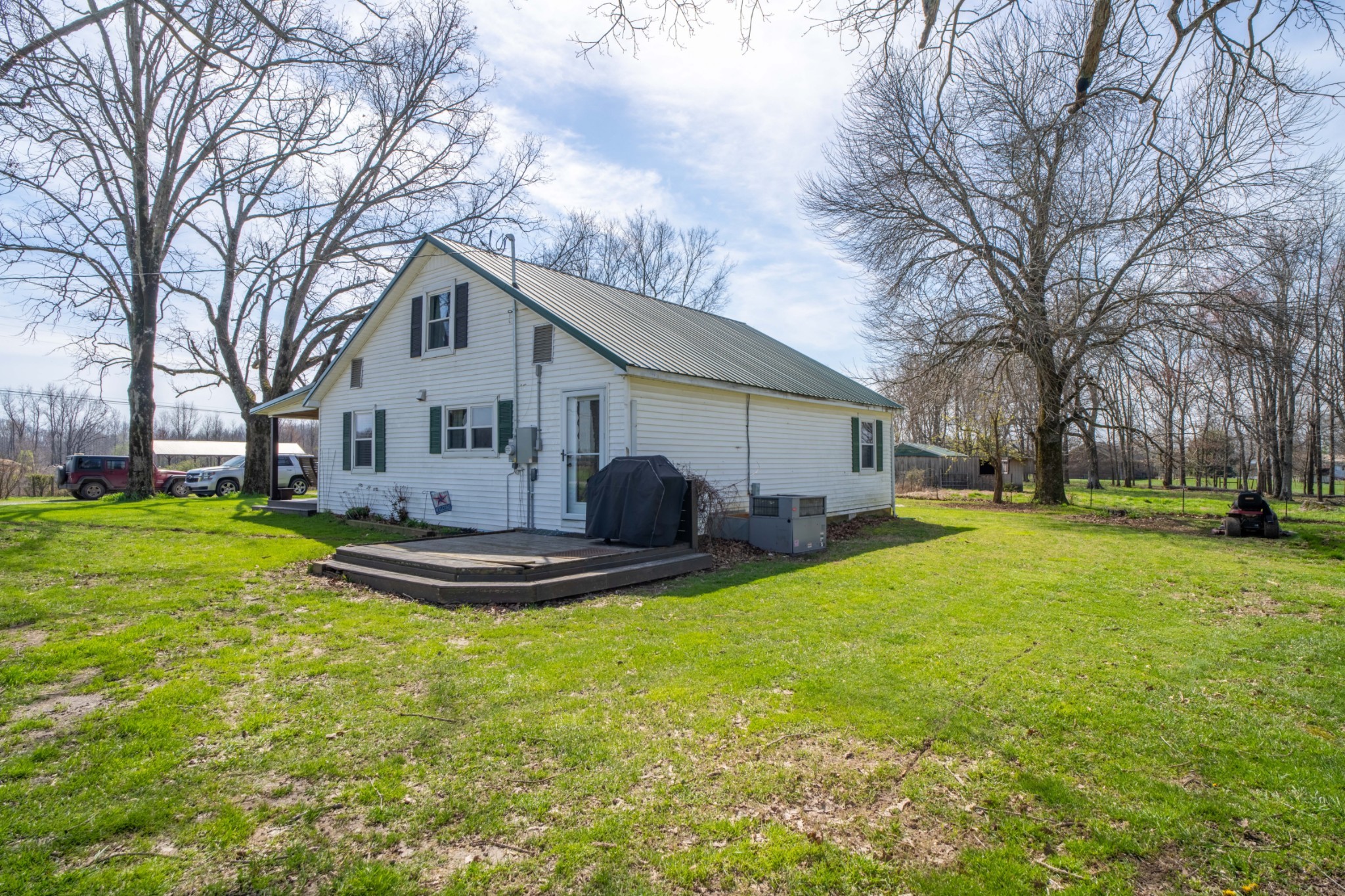 135 Campbellsville Pike