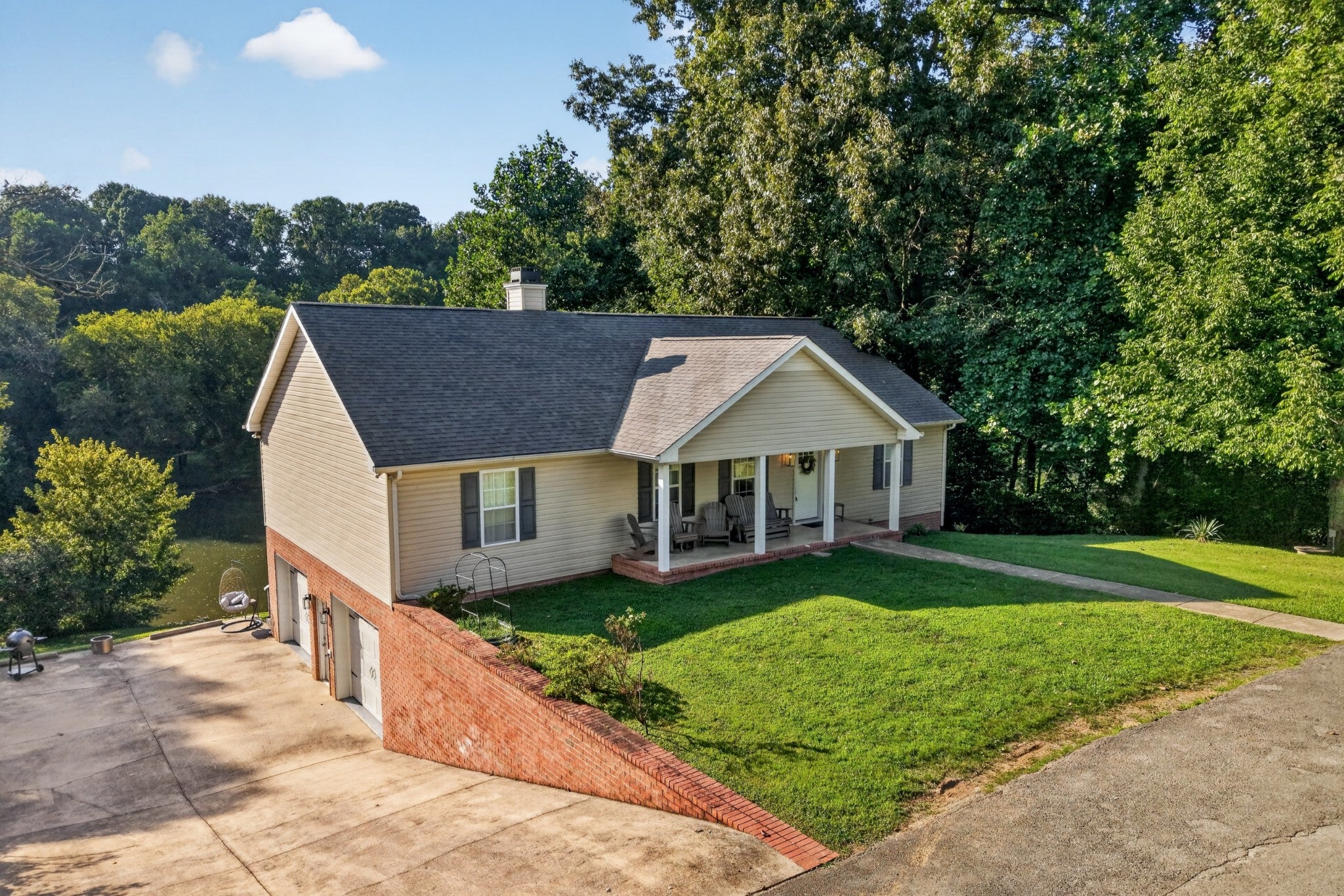 502 Westwood Dr