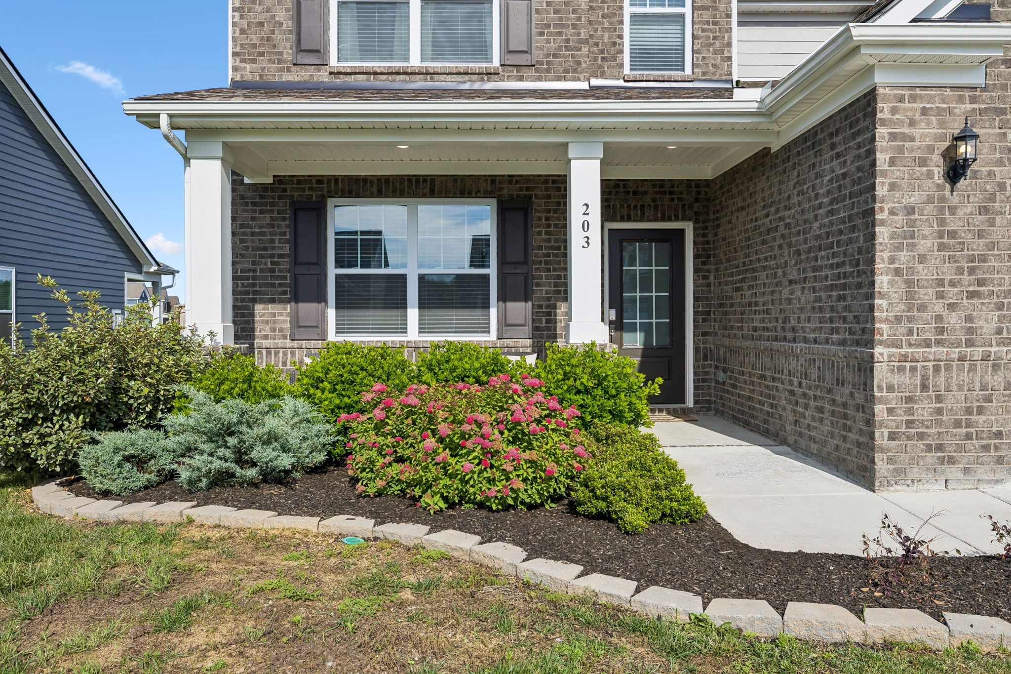 203 Goldfinch Rd