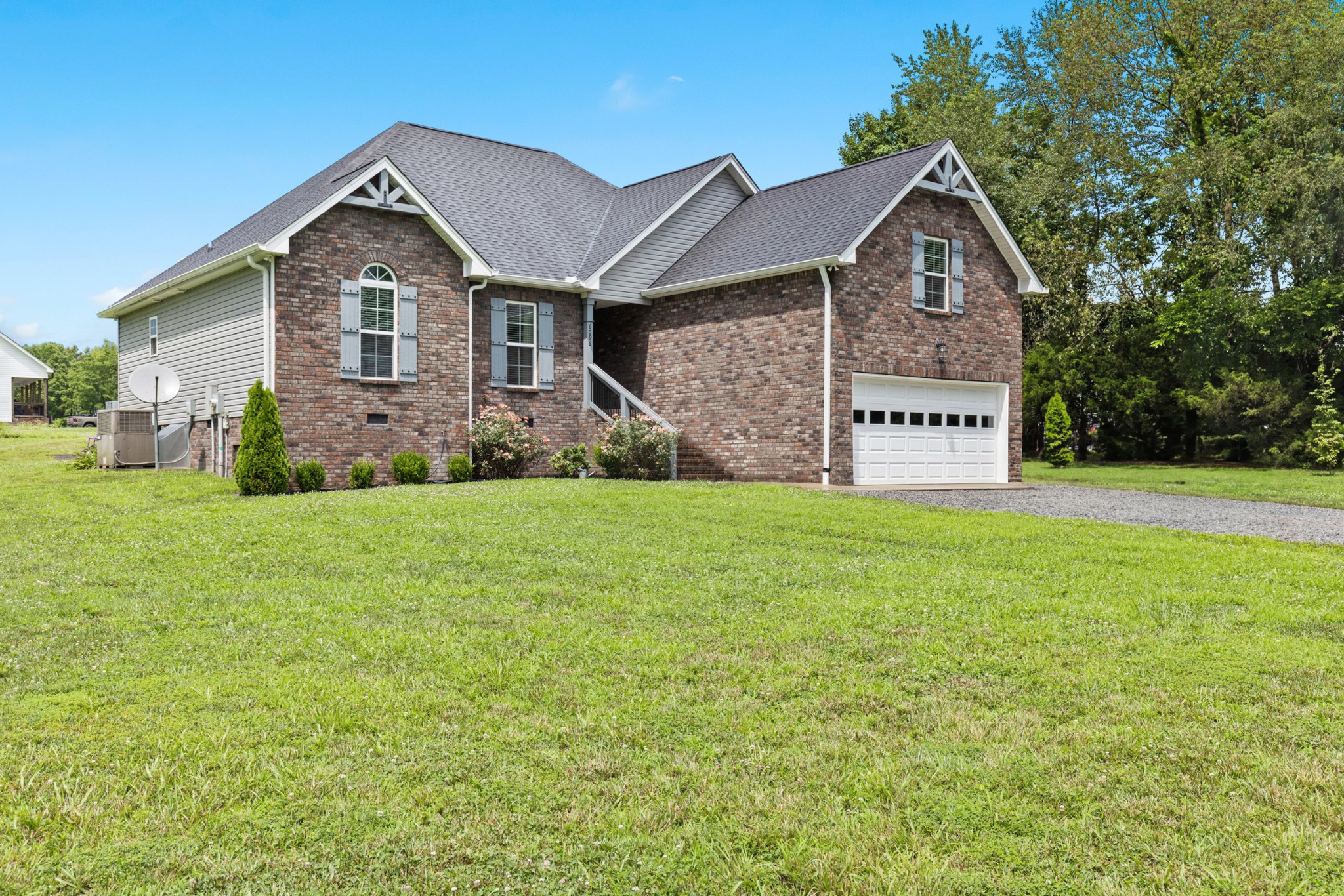6096 Brown Rd
