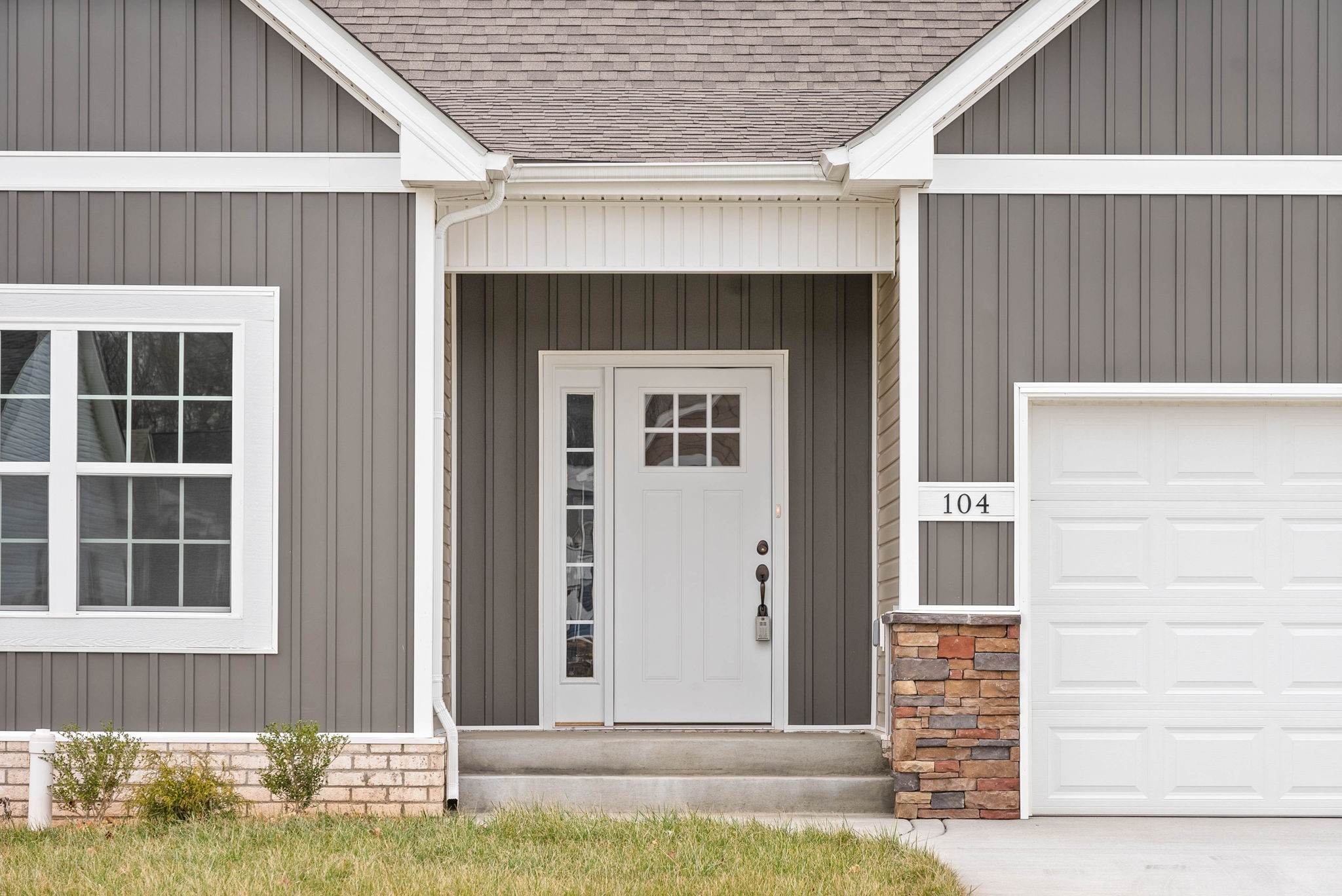 104 Hummingbird Way