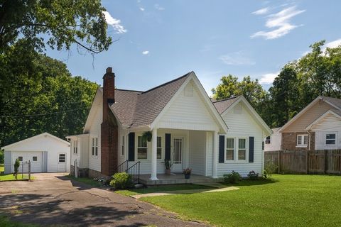 242 Emmitt Ave Madison TN 37115