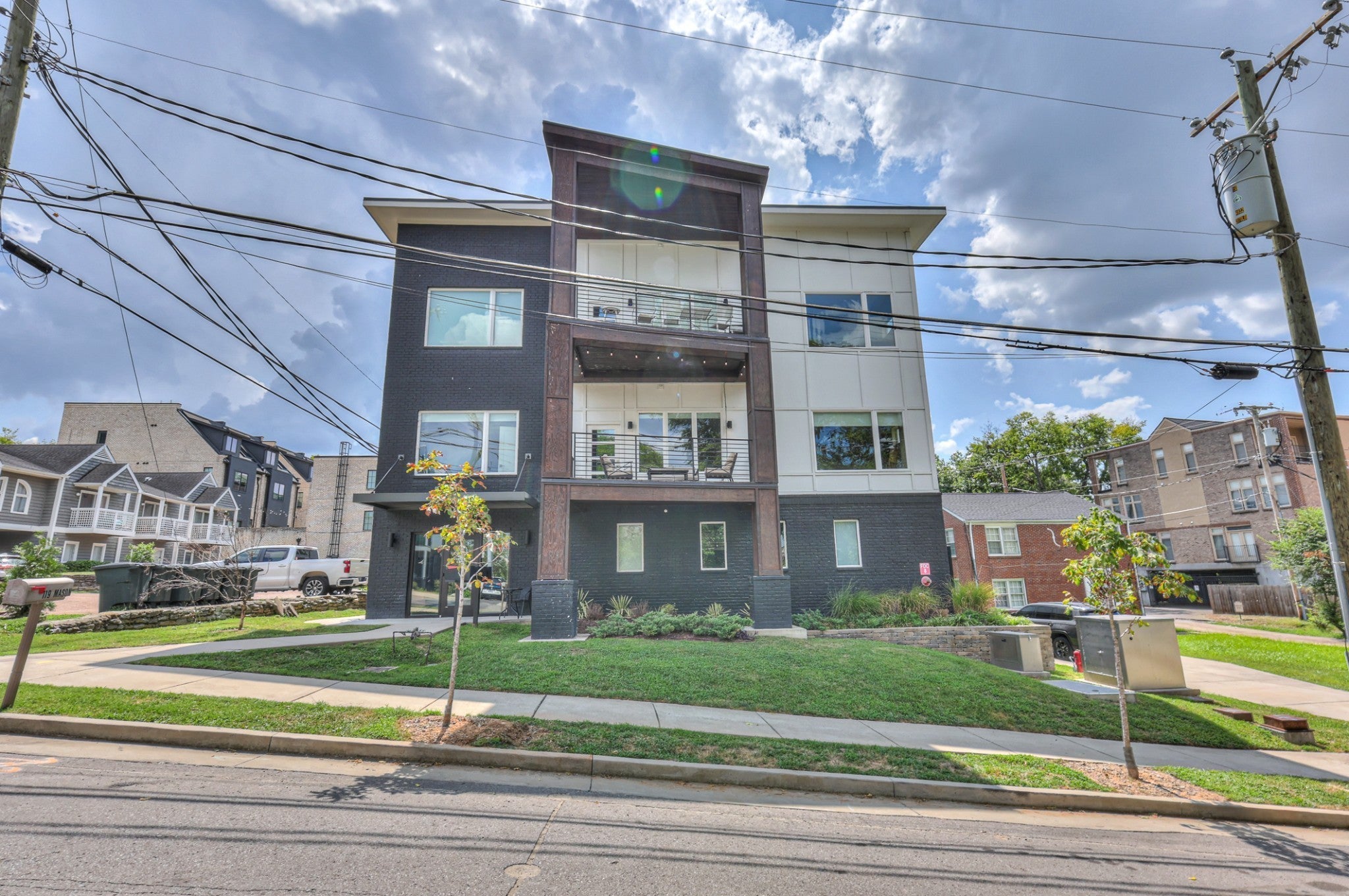 119 Mason Avenue 201
