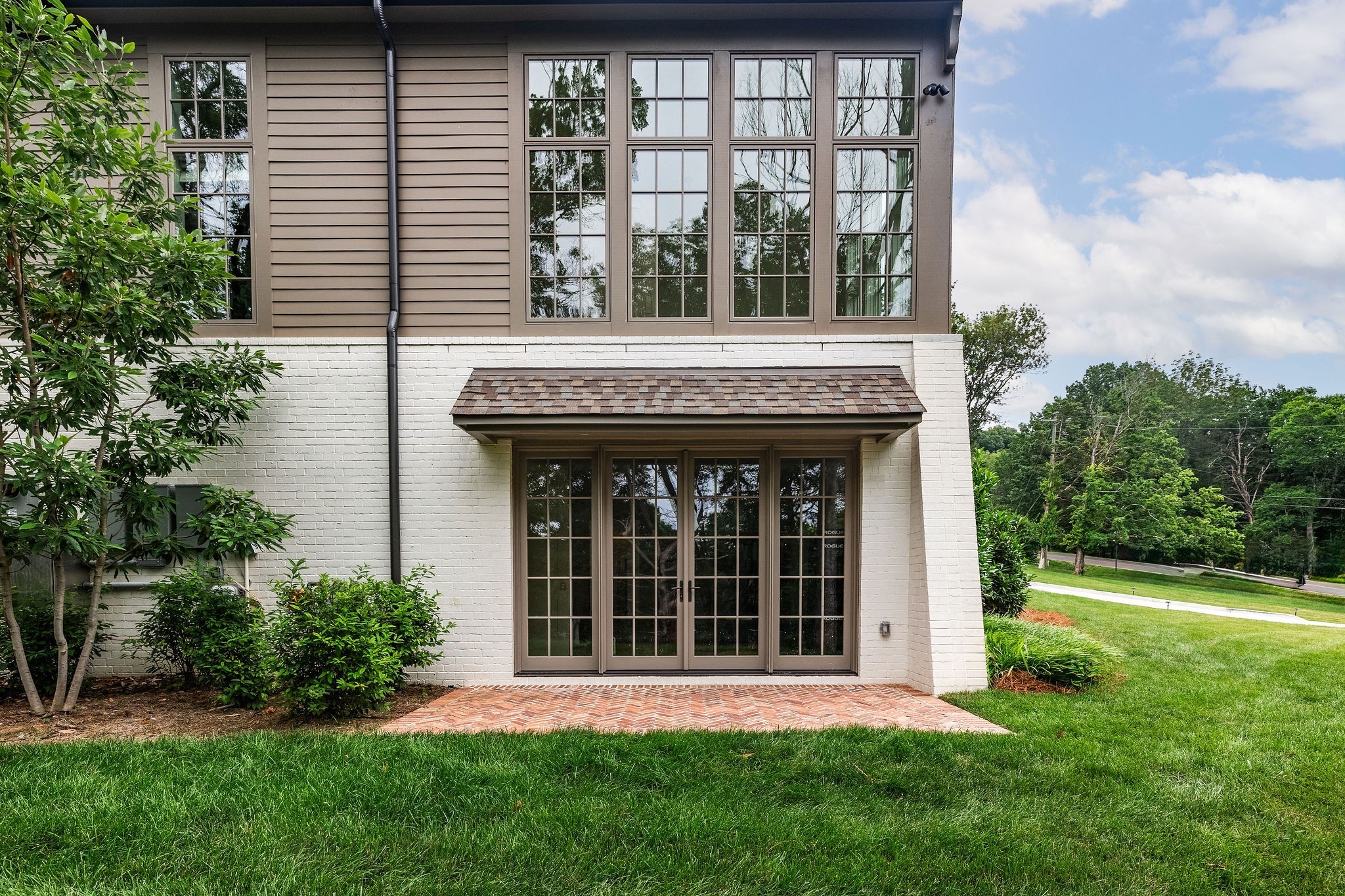5929 E Ashland Dr