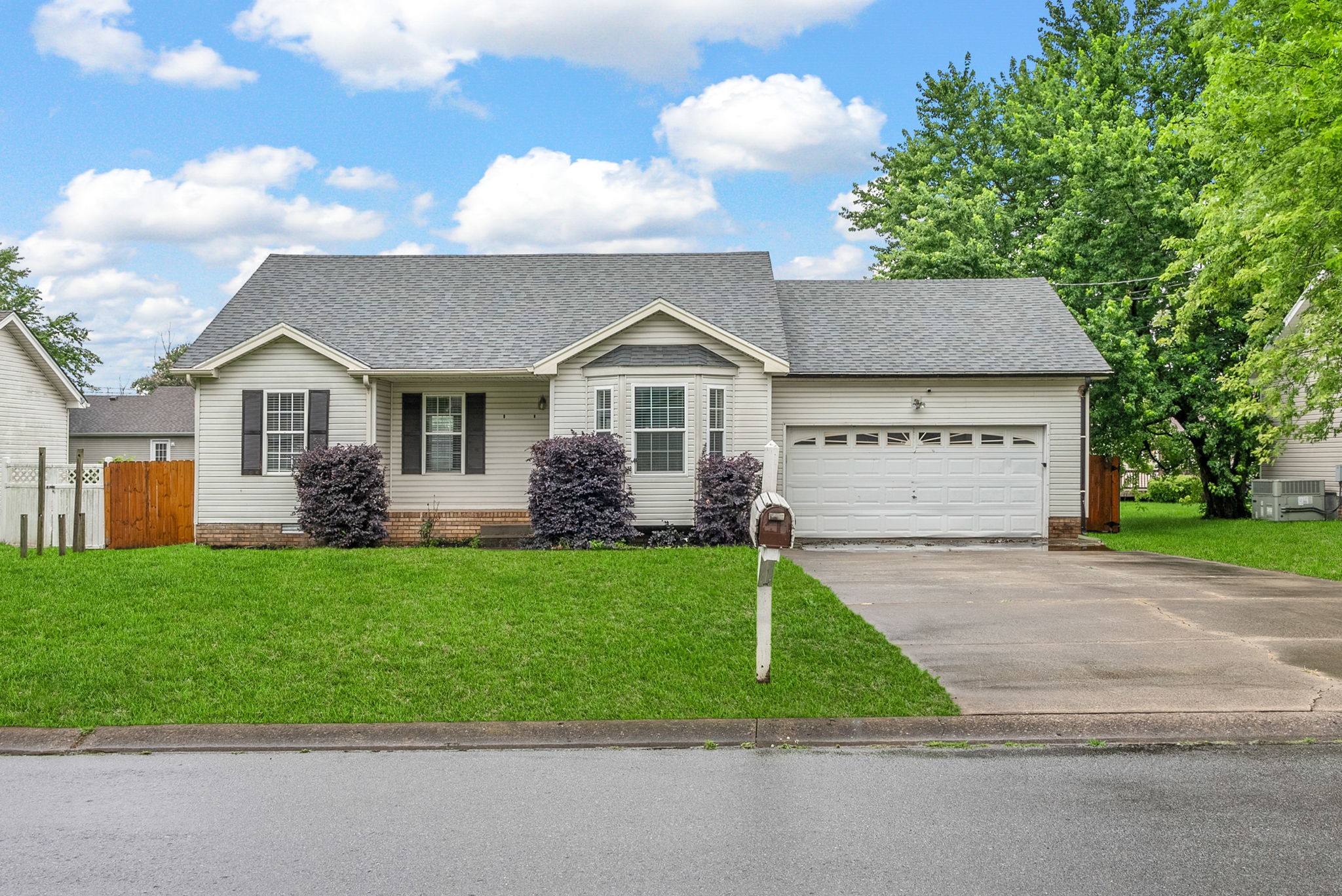 3452 Sandpiper Dr