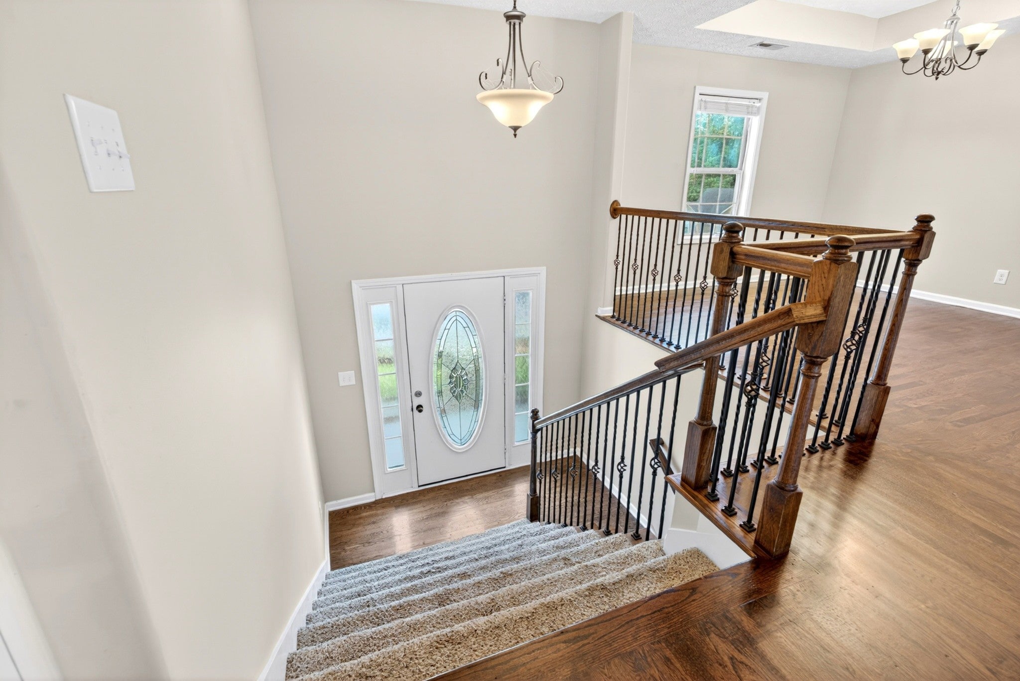 493 Comanche Ct