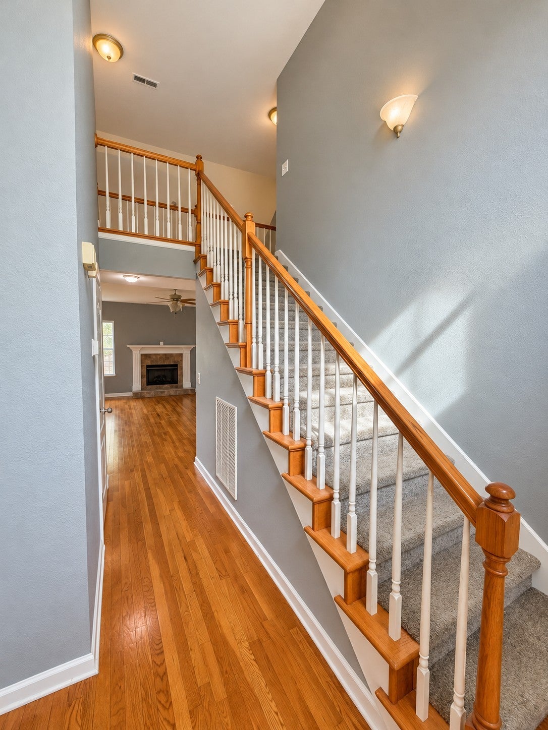 3625 Belvidere Ct NW