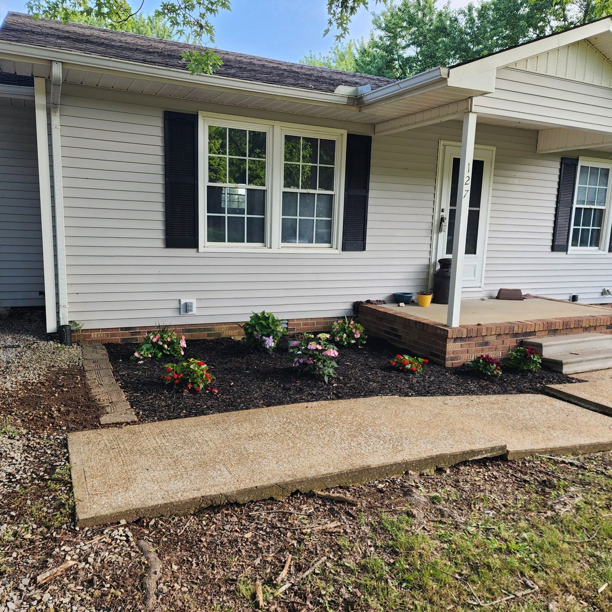 127 Michael Cir