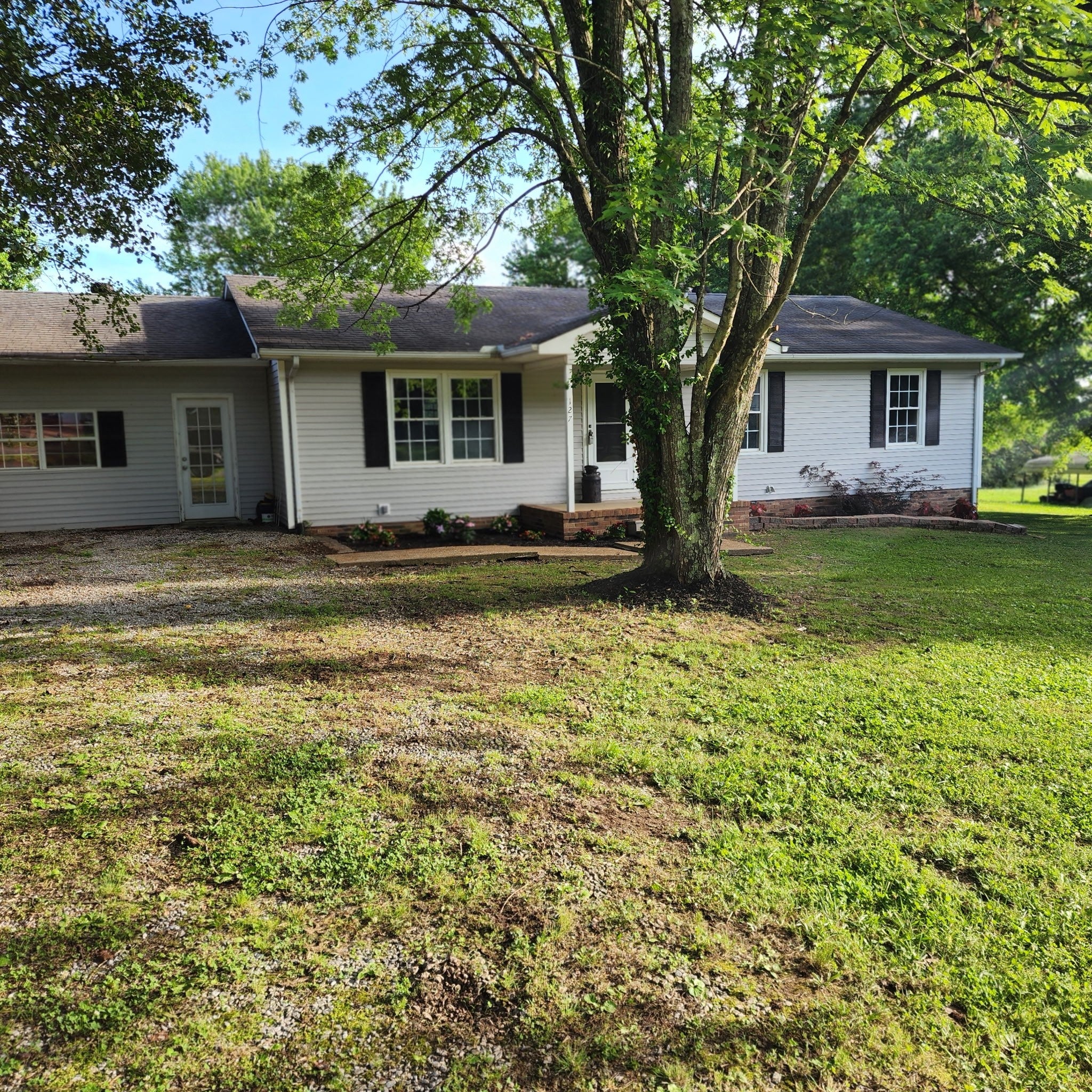 127 Michael Cir