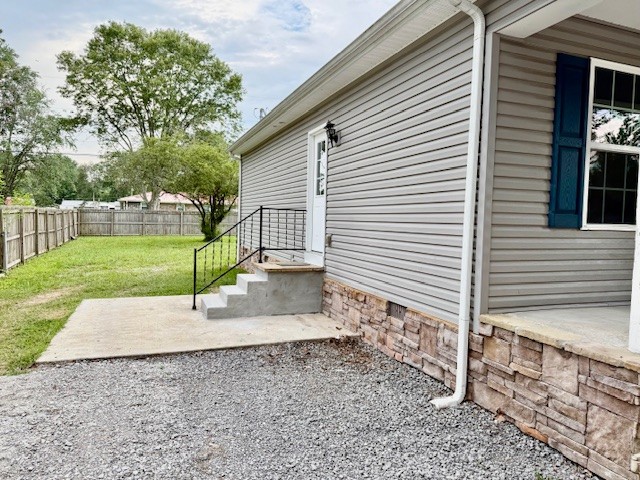 208 Broadrick St