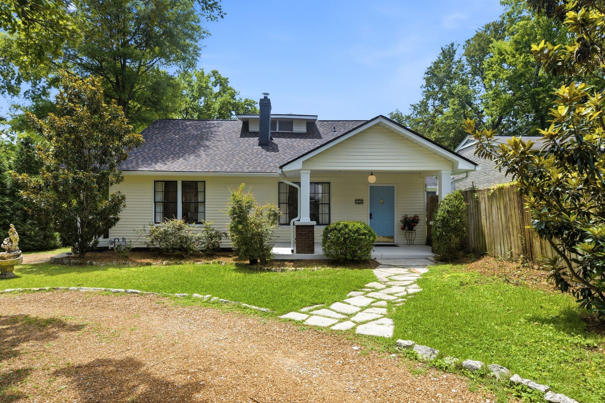 1230 Shelton Ave