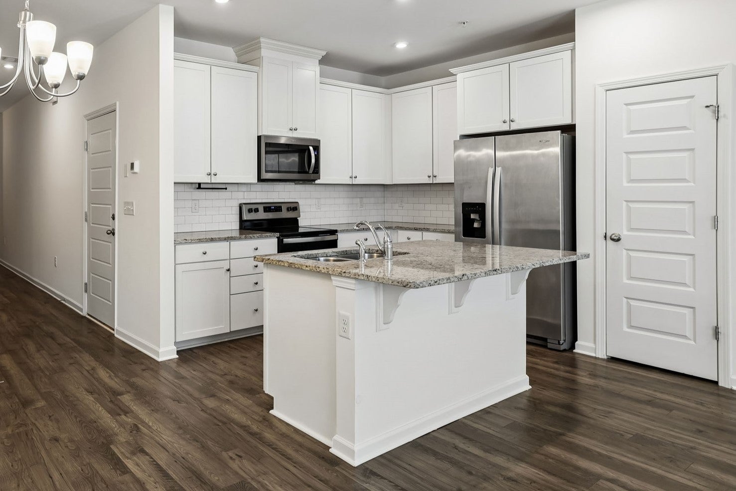 3307 Deerchase Cir
