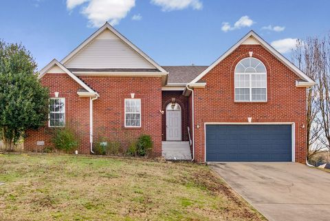 1415 Ambleside Dr Clarksville TN 37040