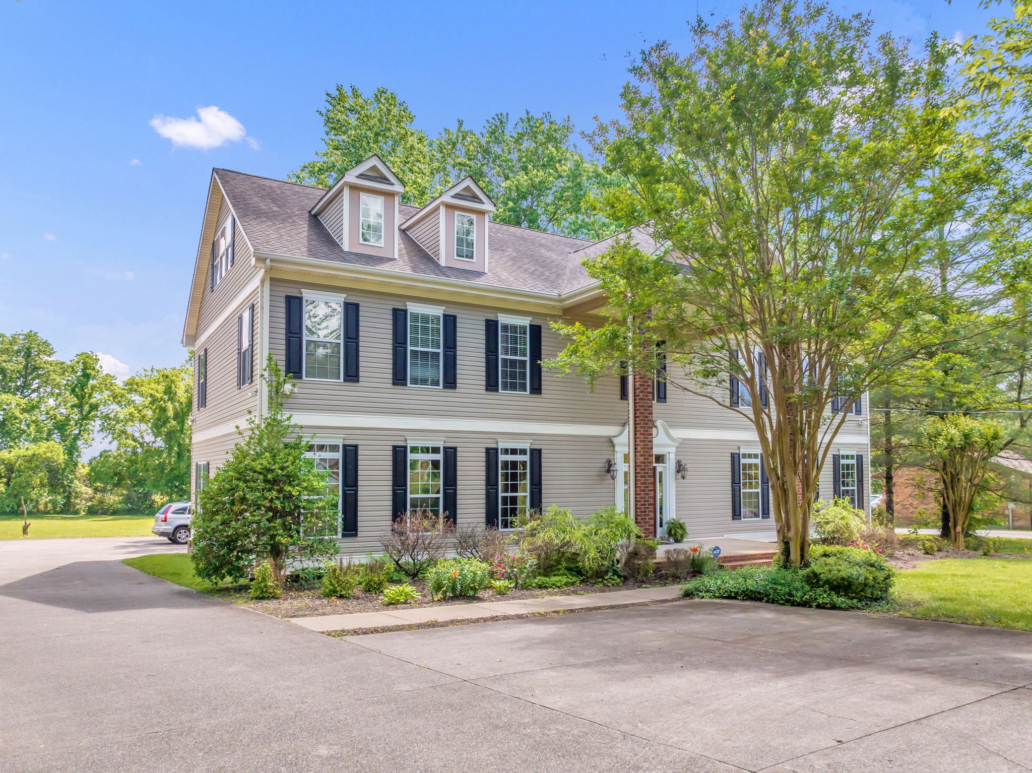 5137 Murfreesboro Rd