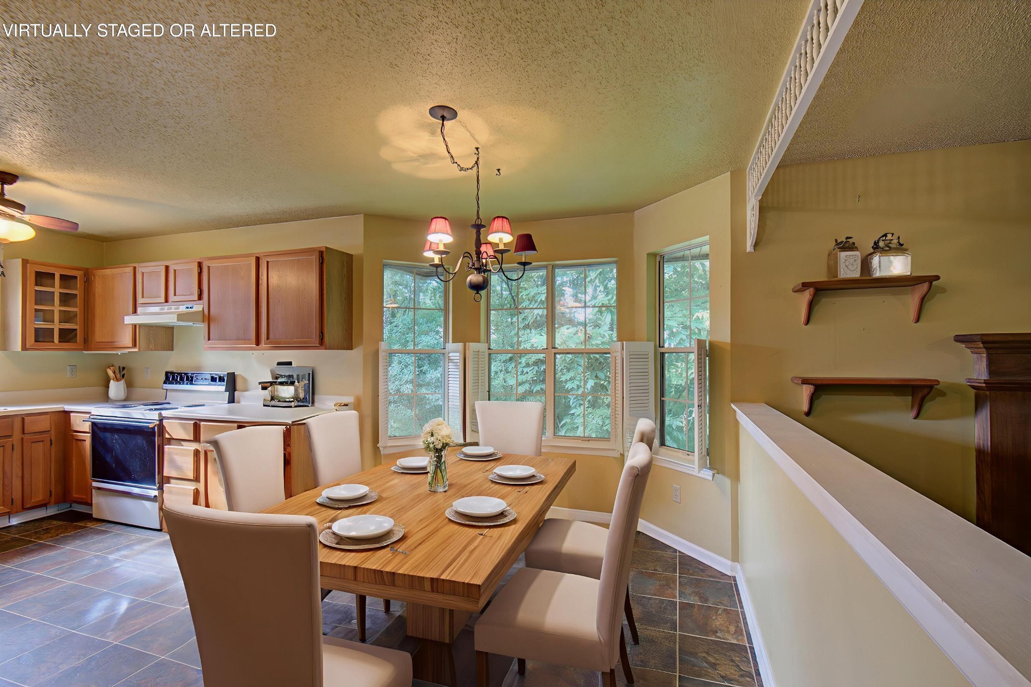 9028 Warbler Lane