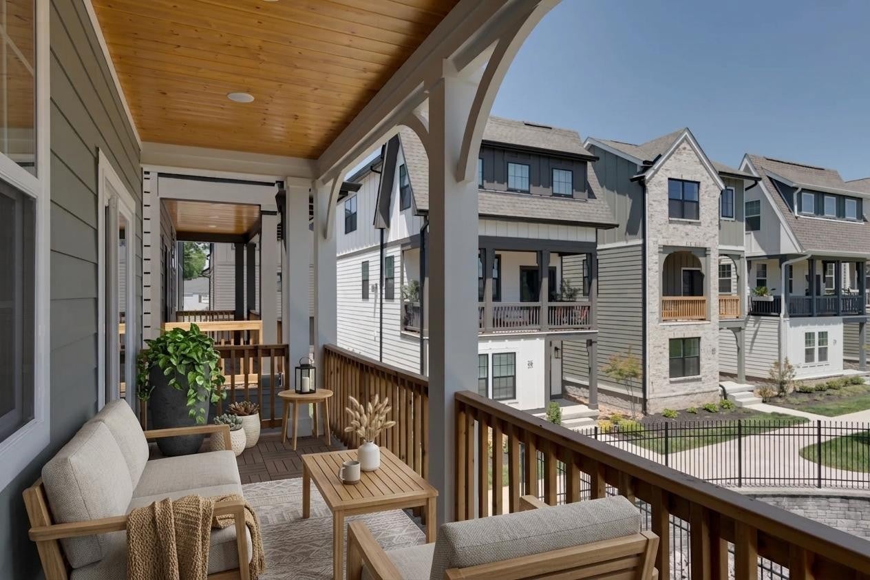 504 Edwin St 32