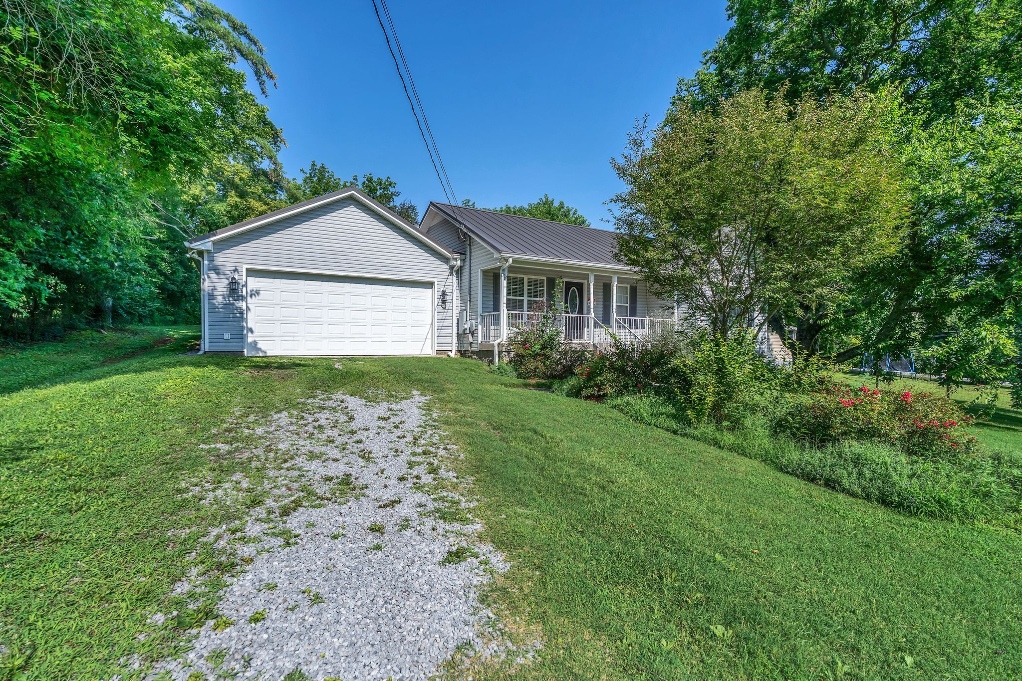 108 Crestview Dr