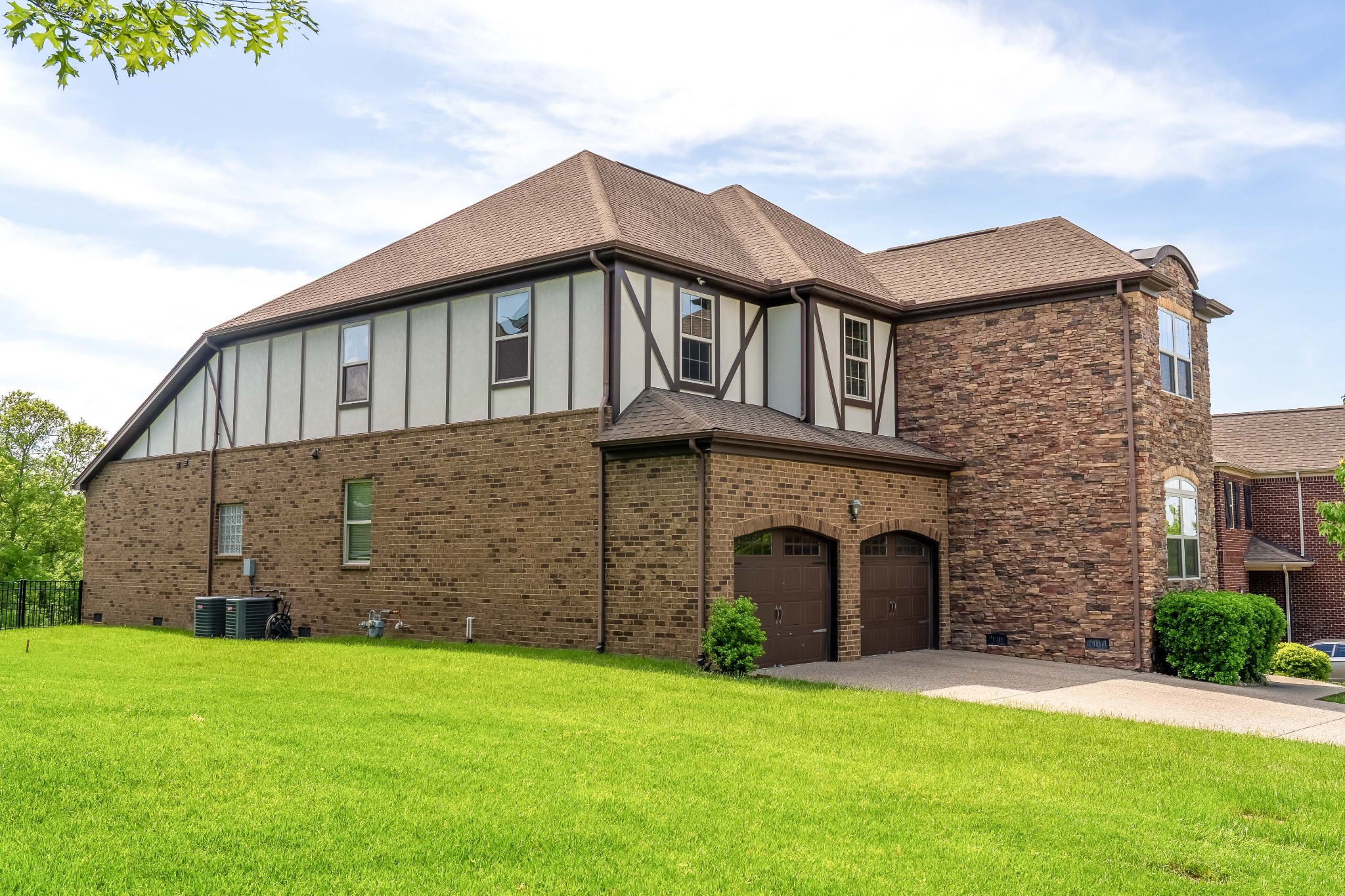 230 Fowler Cir