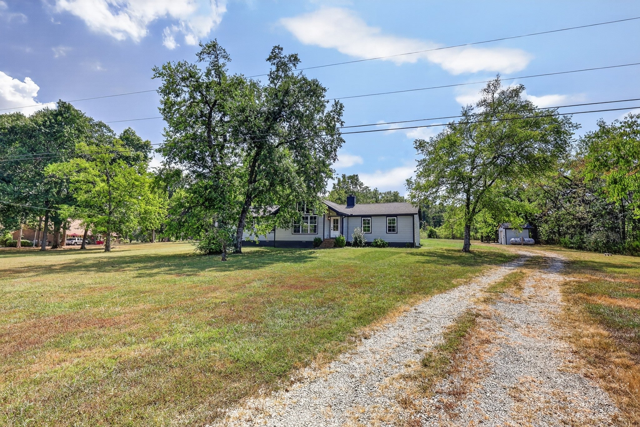 3194 Johnson Ln