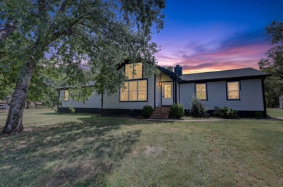 3194 Johnson Ln Christiana TN 37037