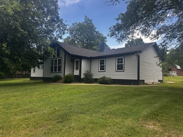 3194 Johnson Ln Christiana TN 37037
