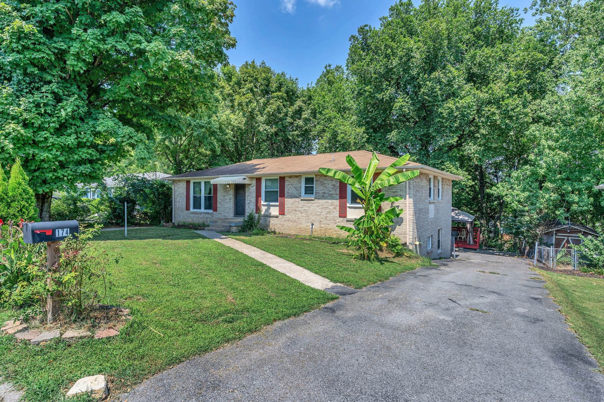 174 Brenda Ln