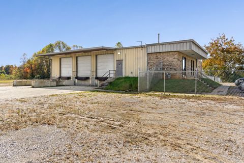 430 Hilham Hwy Livingston TN 38570