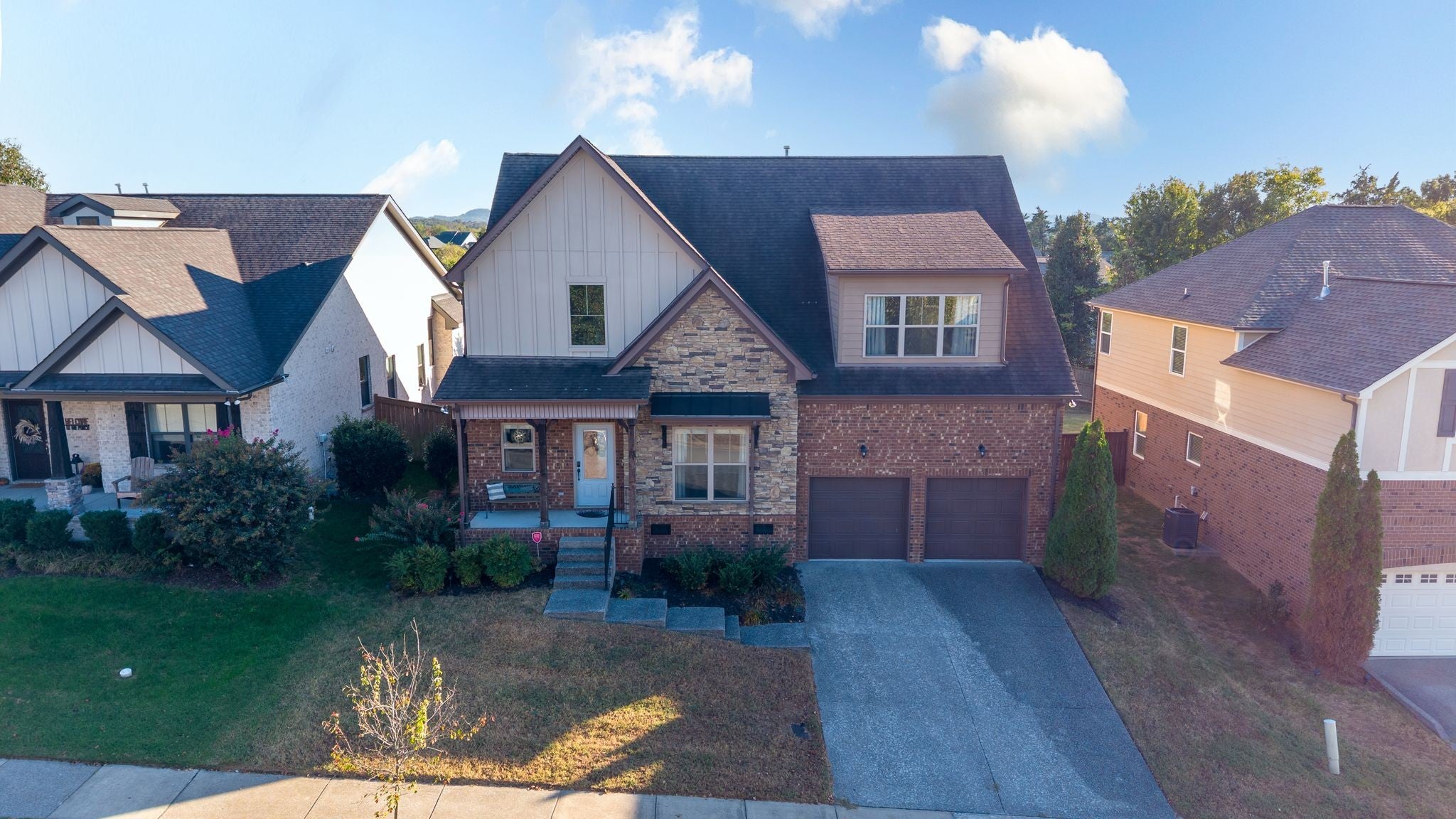 7632 Kemberton Dr E