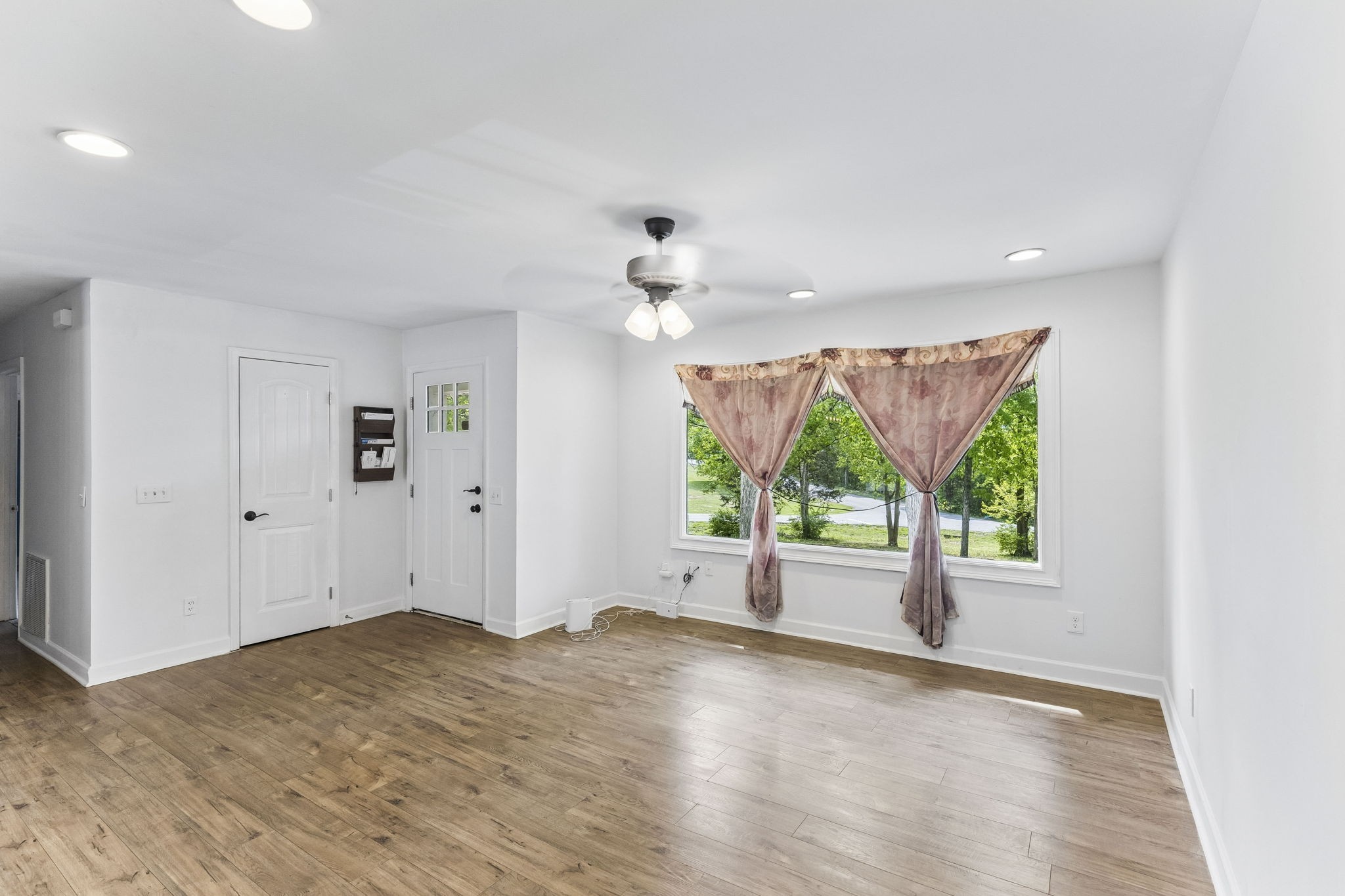 300 Todd Ln
