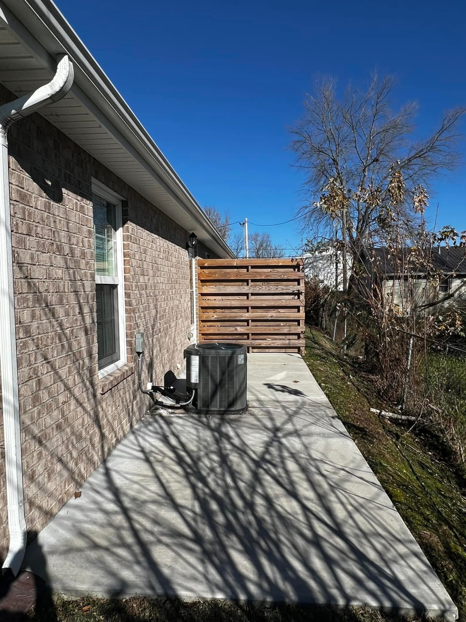603 Oakdale St 3