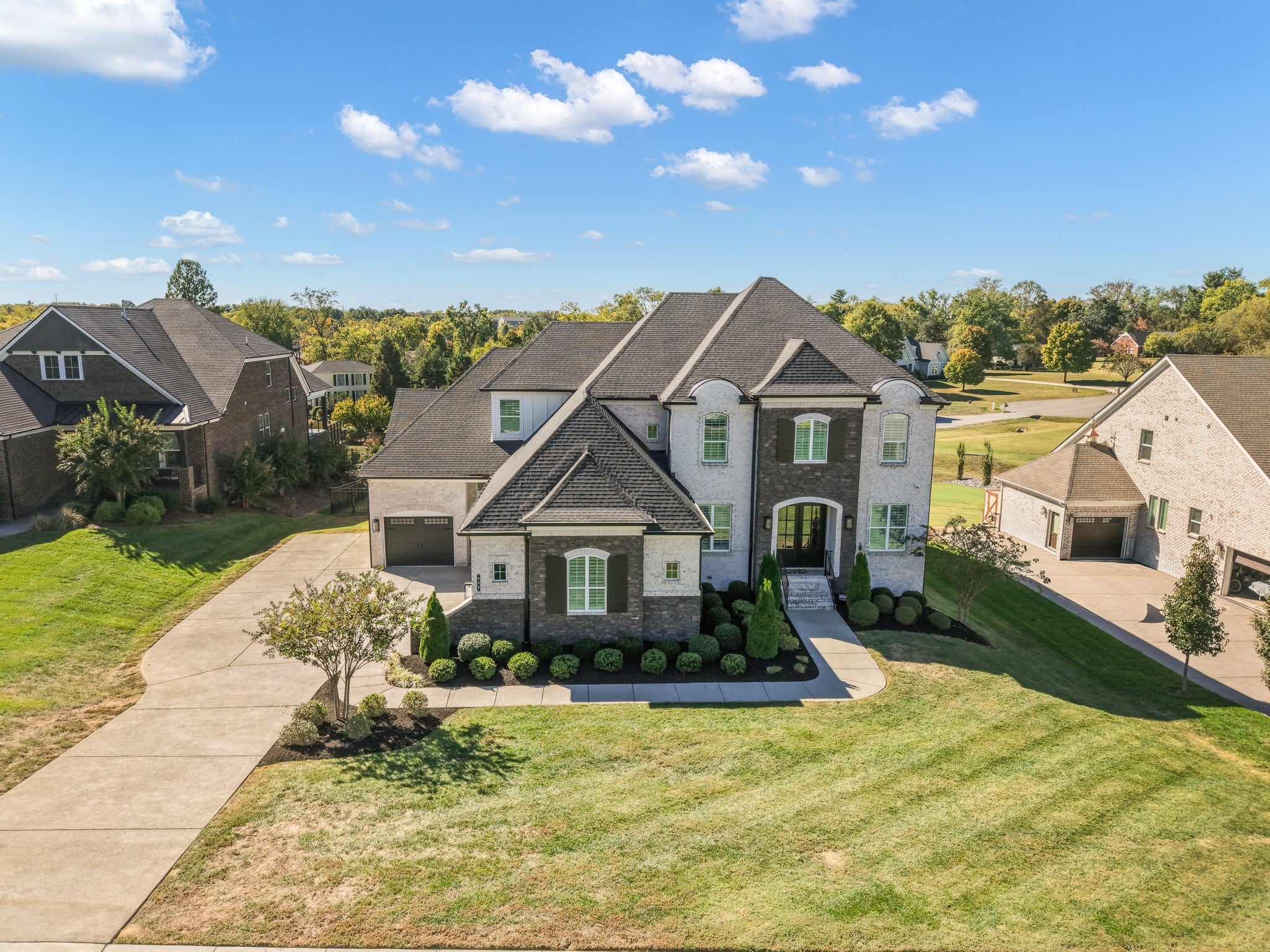 660 Concord Dr