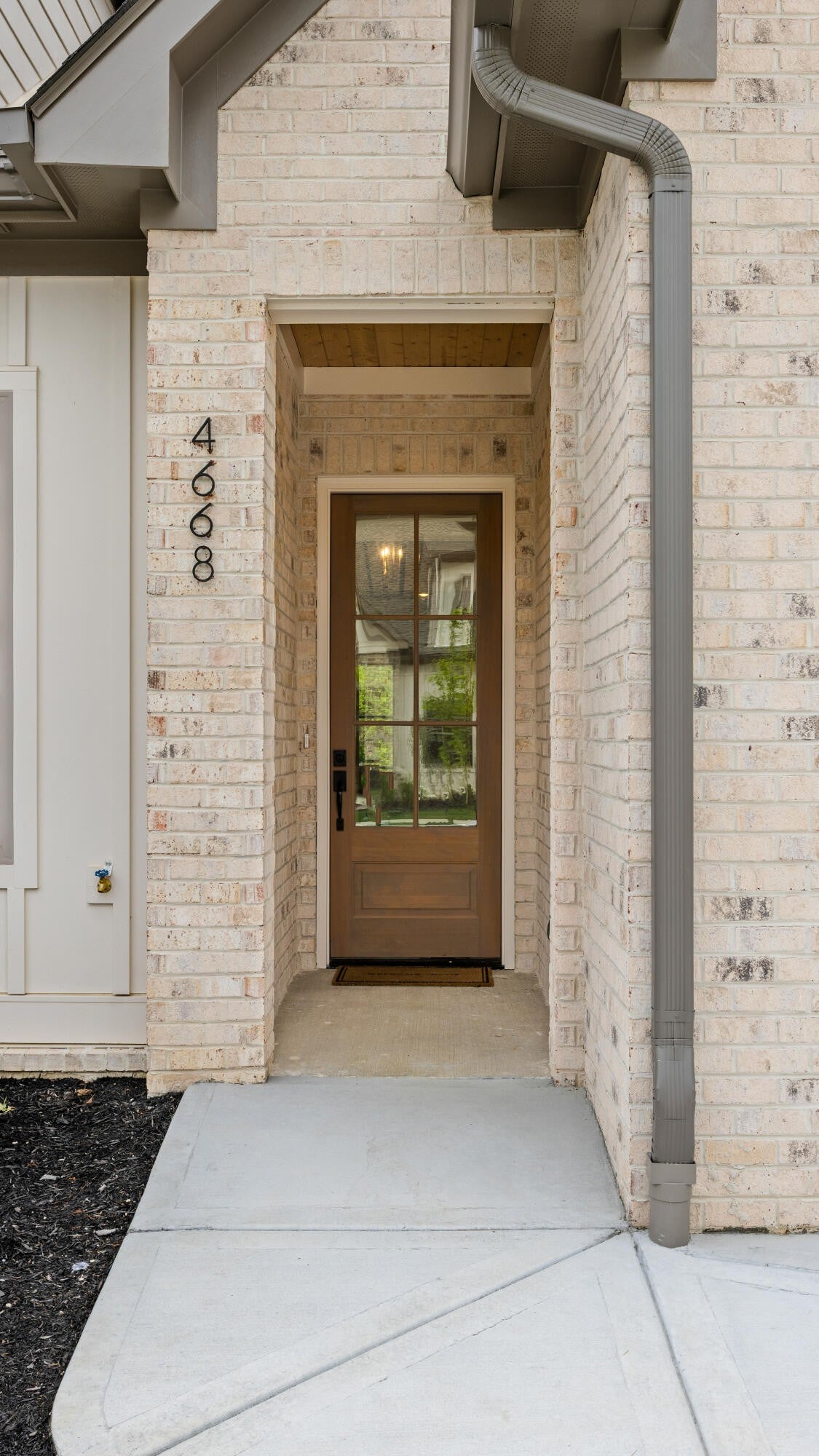 4668 Dempsey Way
