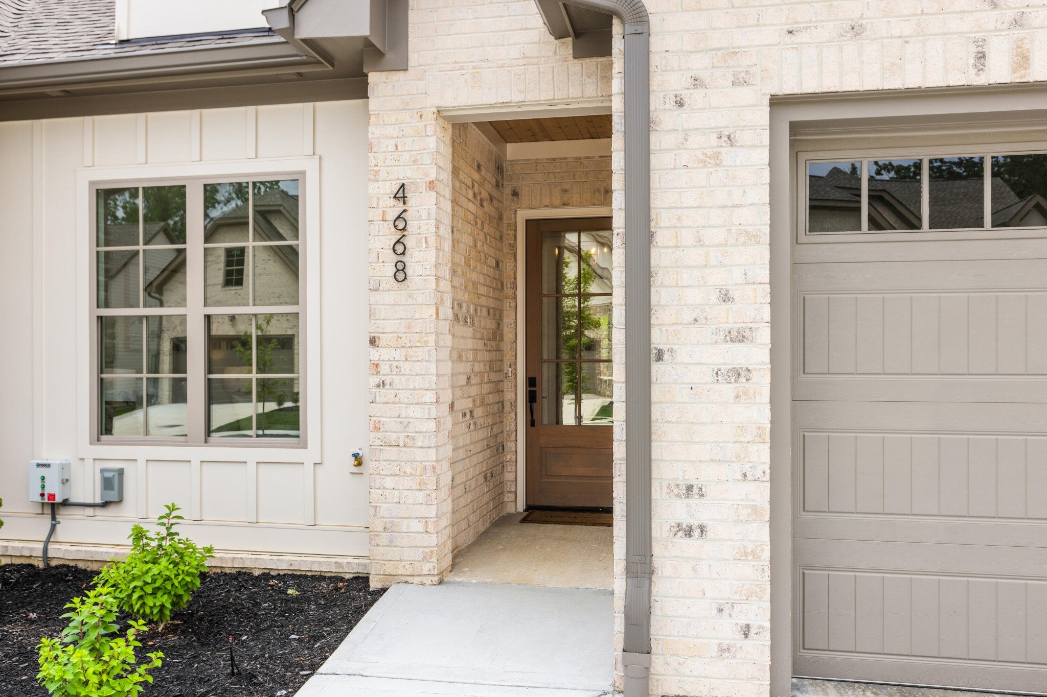 4668 Dempsey Way