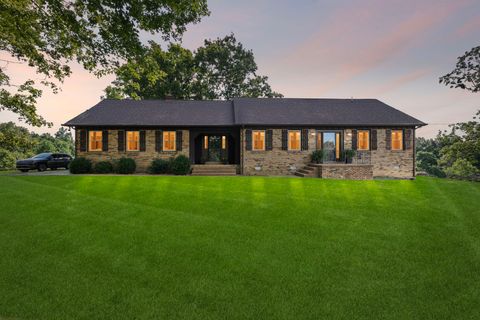 3085 Hwy 47 N White Bluff TN 37187