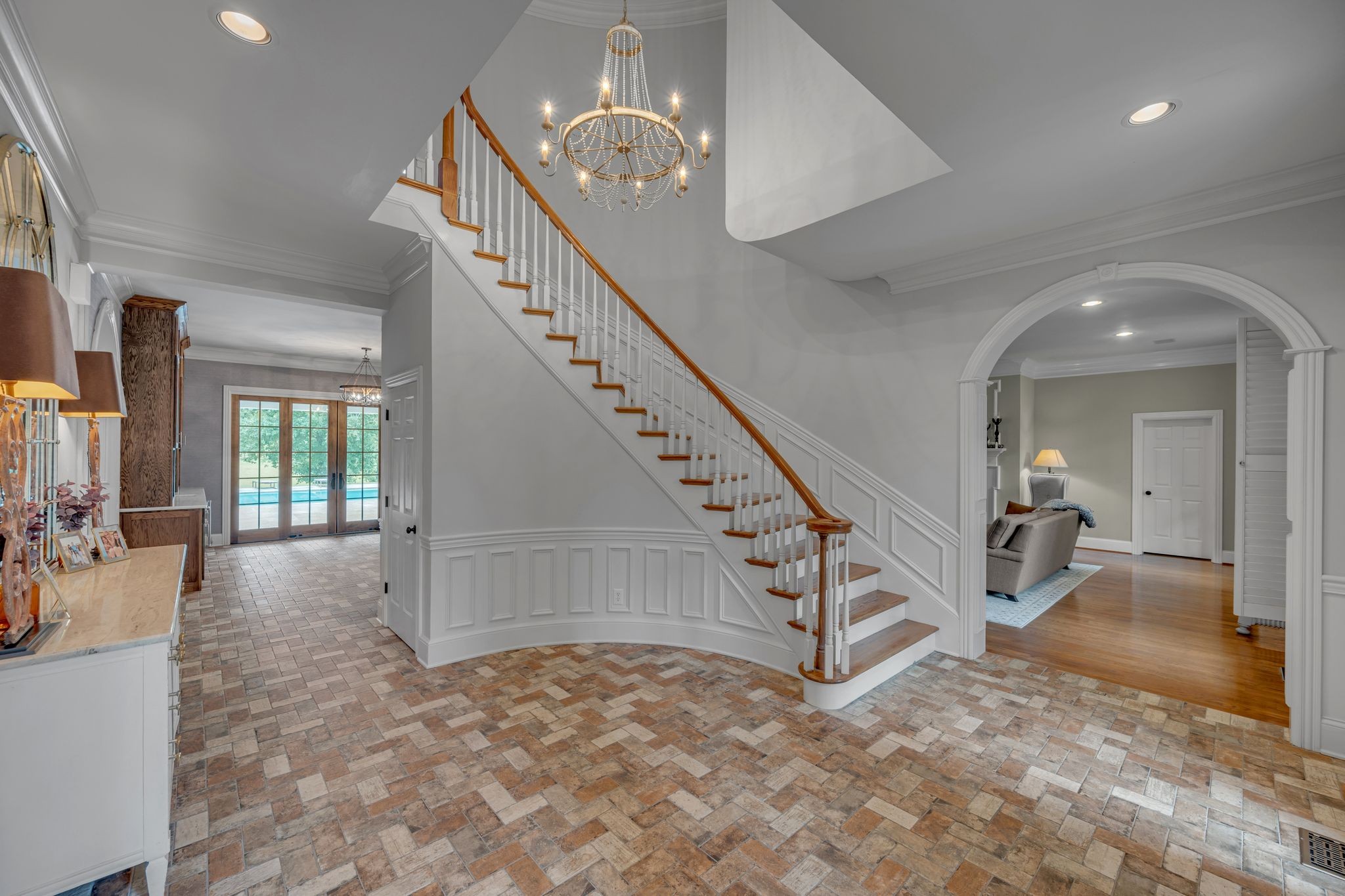 2485 Old Natchez Trce