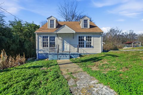 1612 Columbia Ave Columbia TN 38401