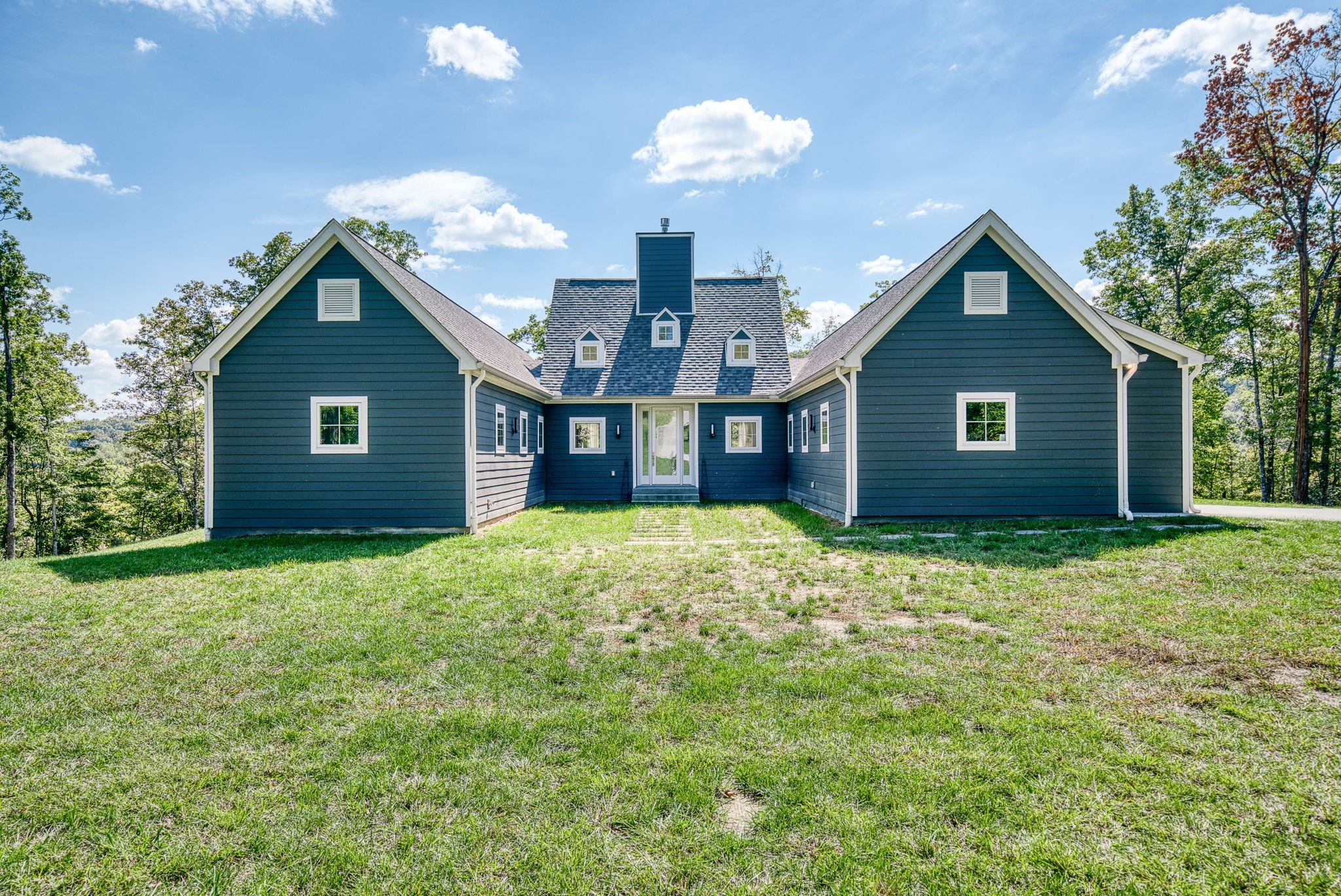 1499 Doe and Fawn Ln