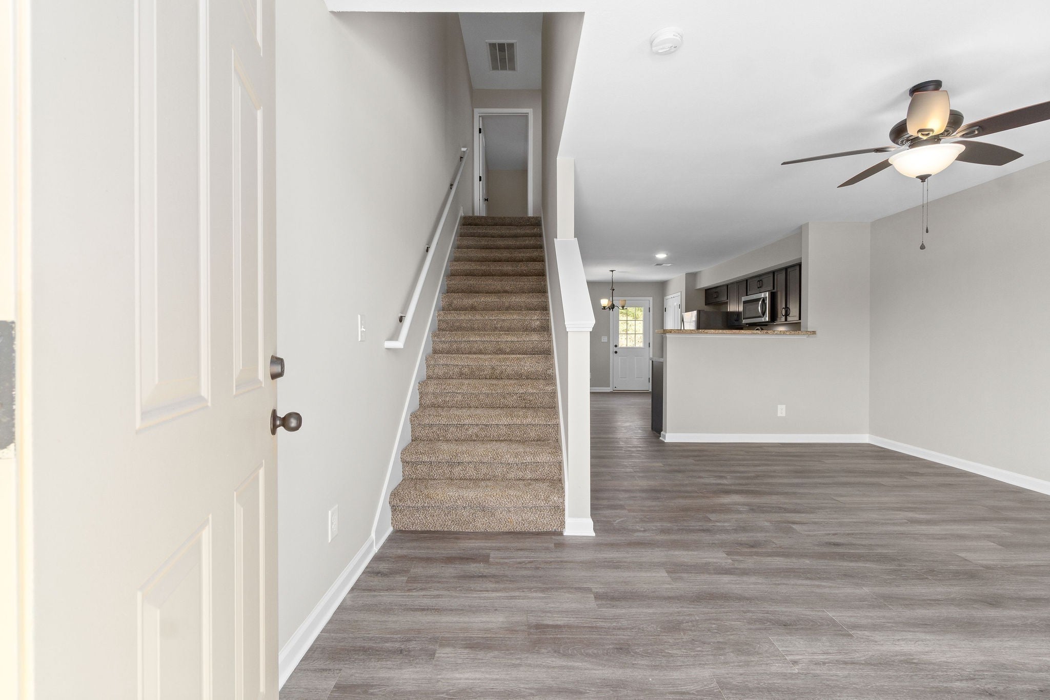 496 Palmer Dr E