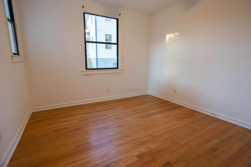 Nashville, Tennessee 37204, United States, 2 Bedrooms Bedrooms, ,1 BathroomBathrooms,Residential,Active,192000