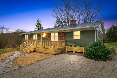 224 Lake St Livingston TN 38570