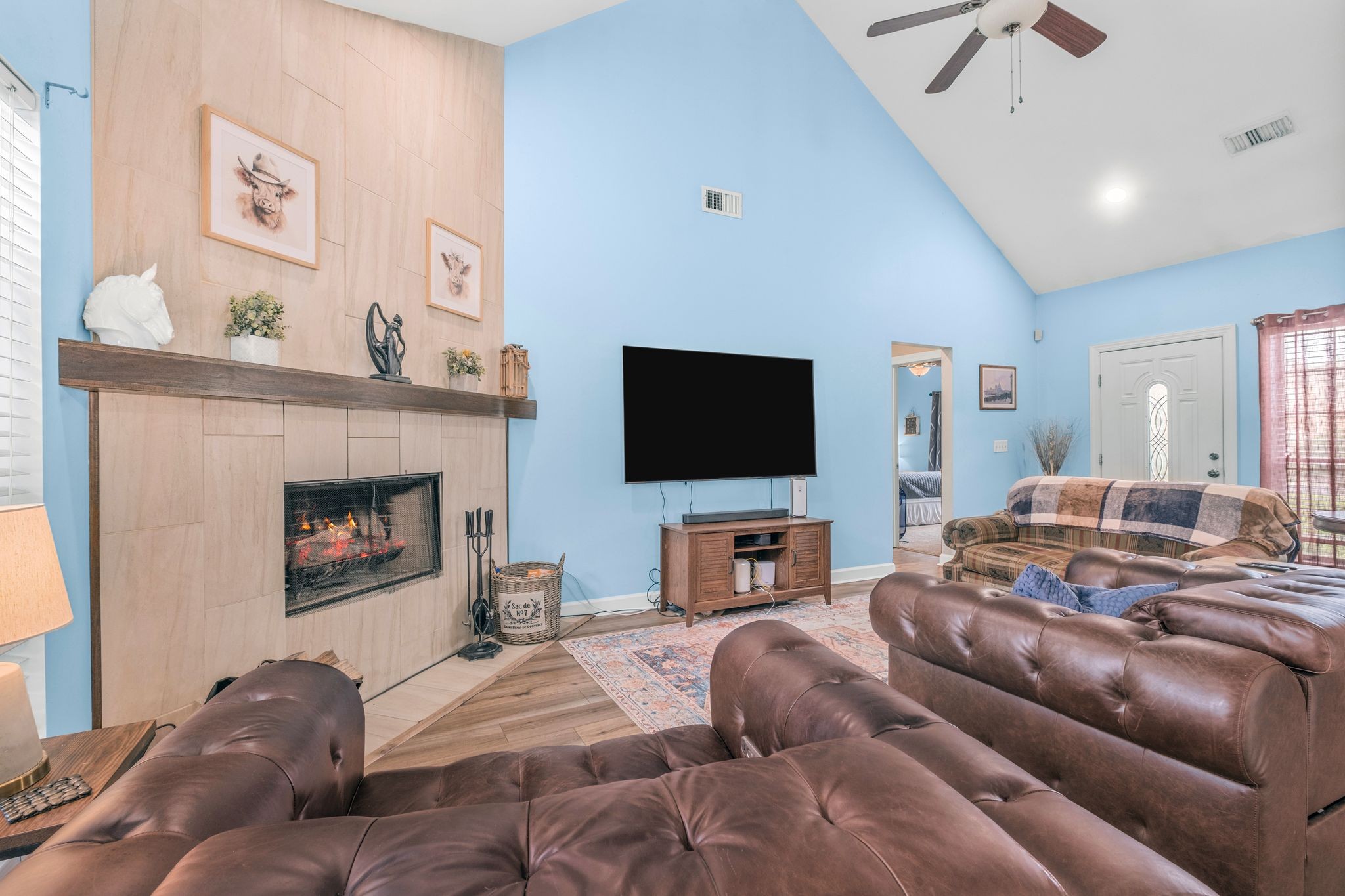 306 S Cameron Ct