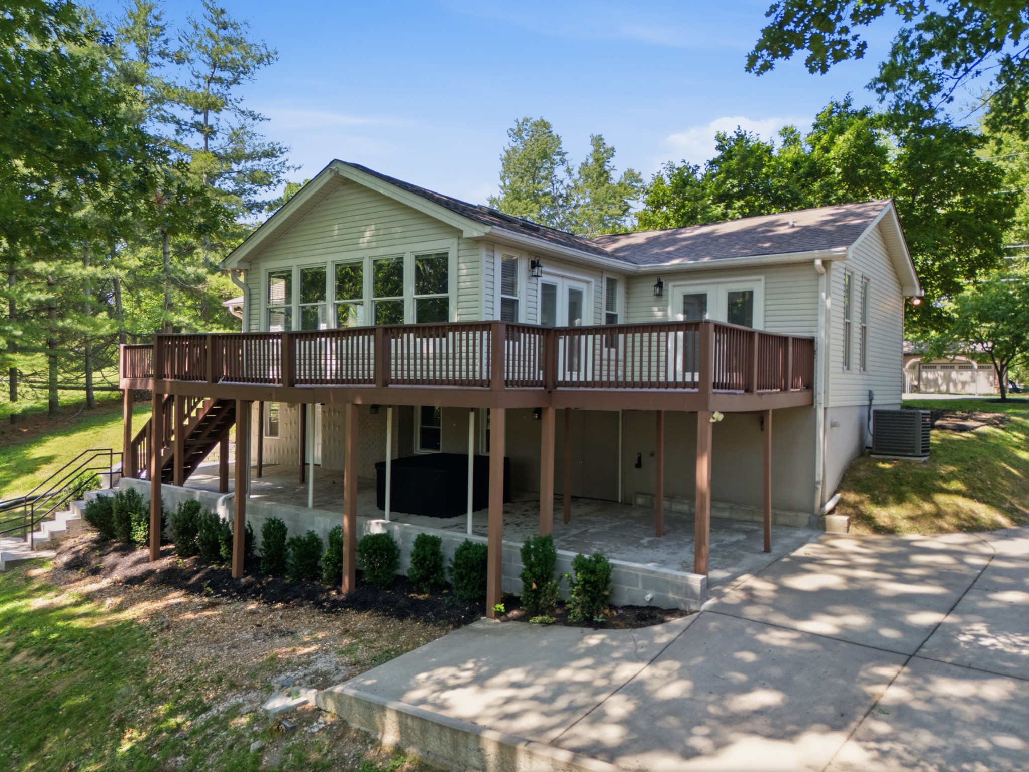 224 Sunset Island Trl