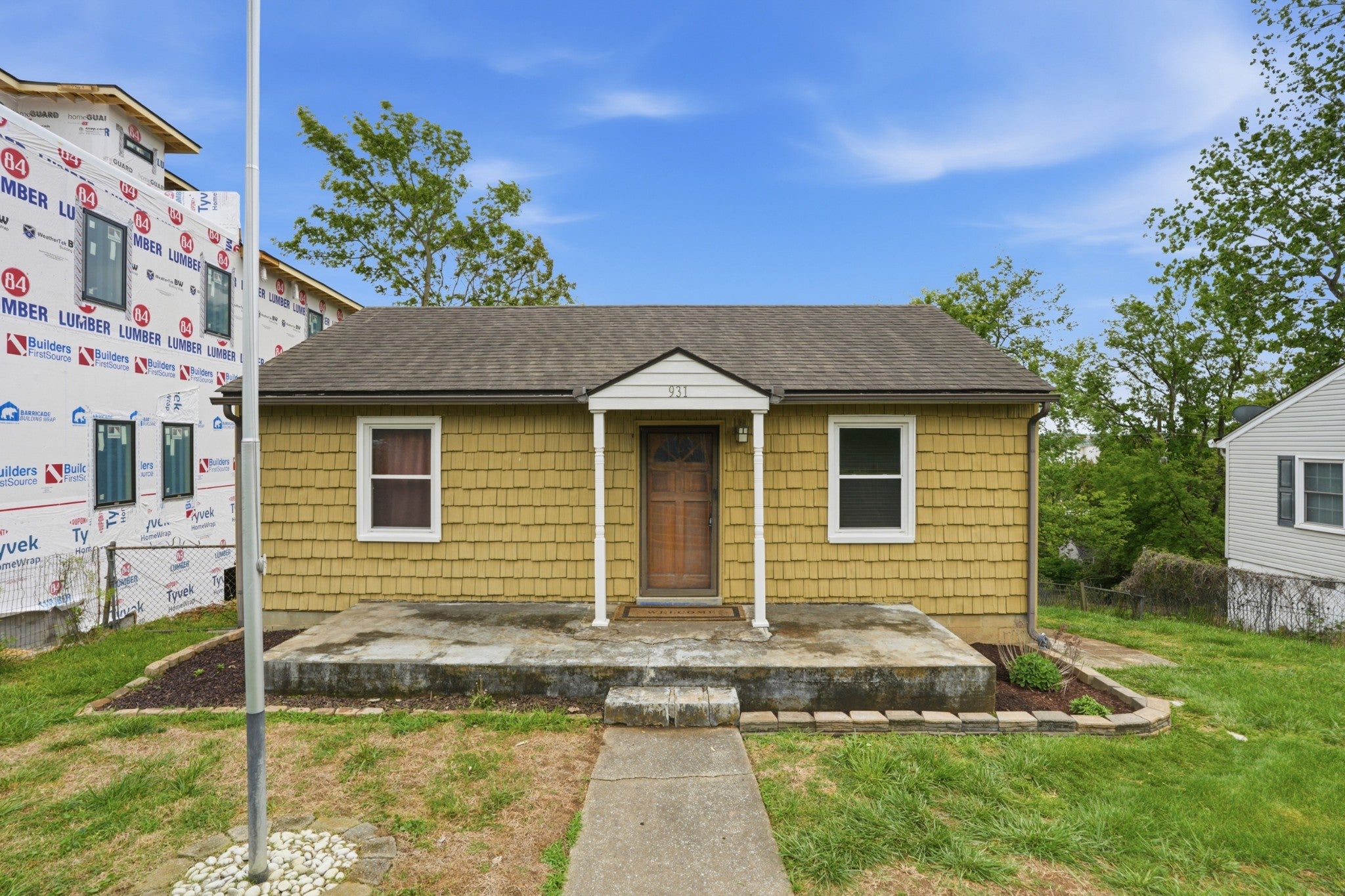 2-bed listing at 931 S 13th Ct, Nashville