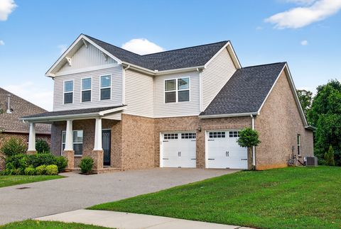 751 Pebble Creek Ln Lebanon TN 37090