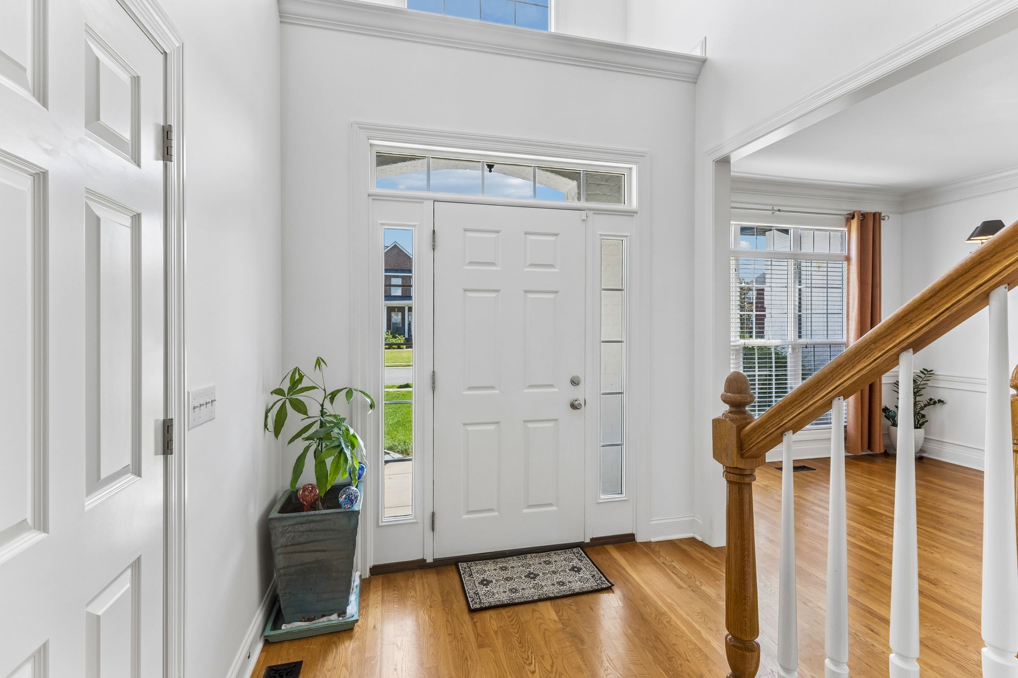 3232 Genoa Dr
