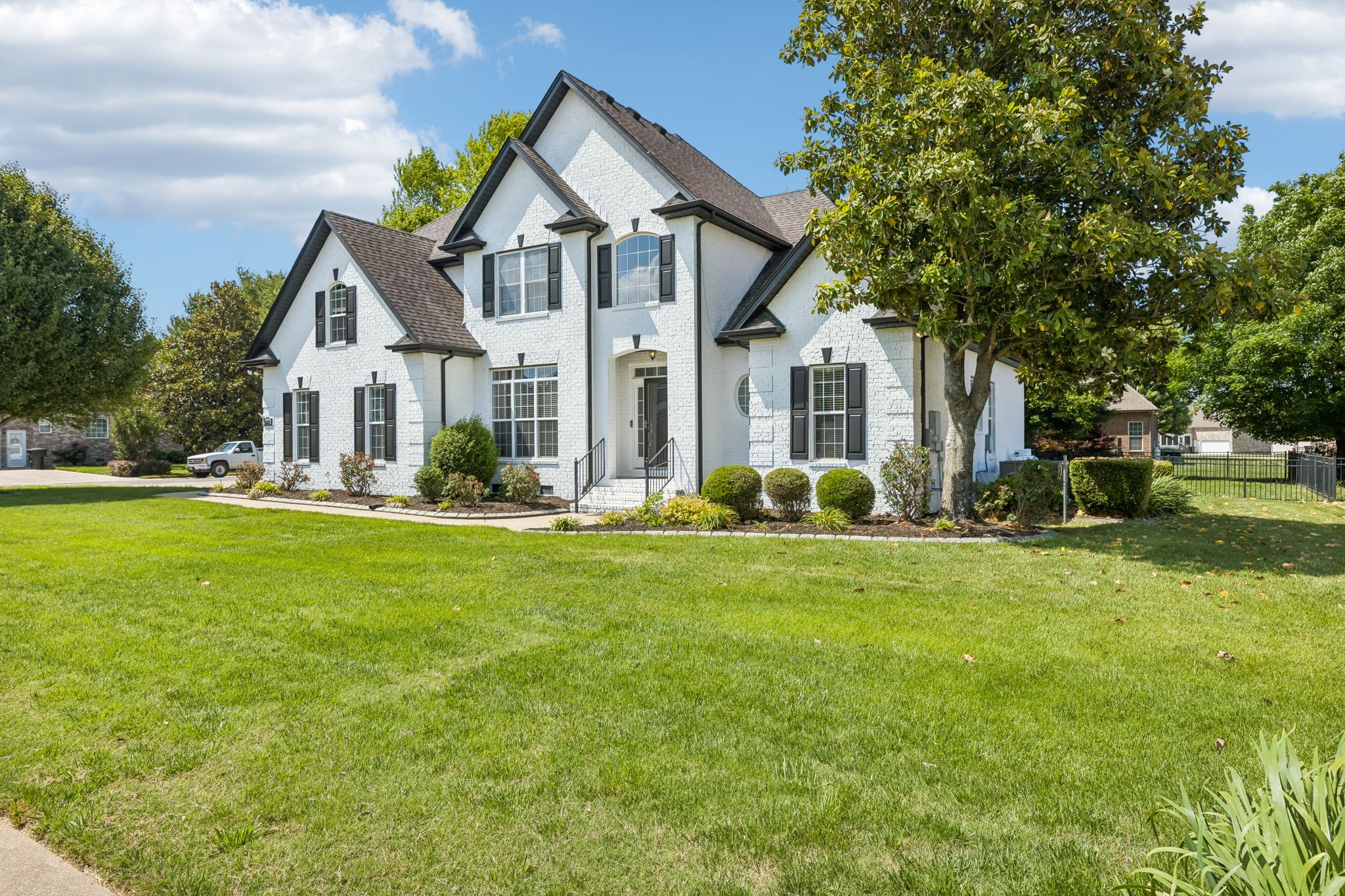 3232 Genoa Dr